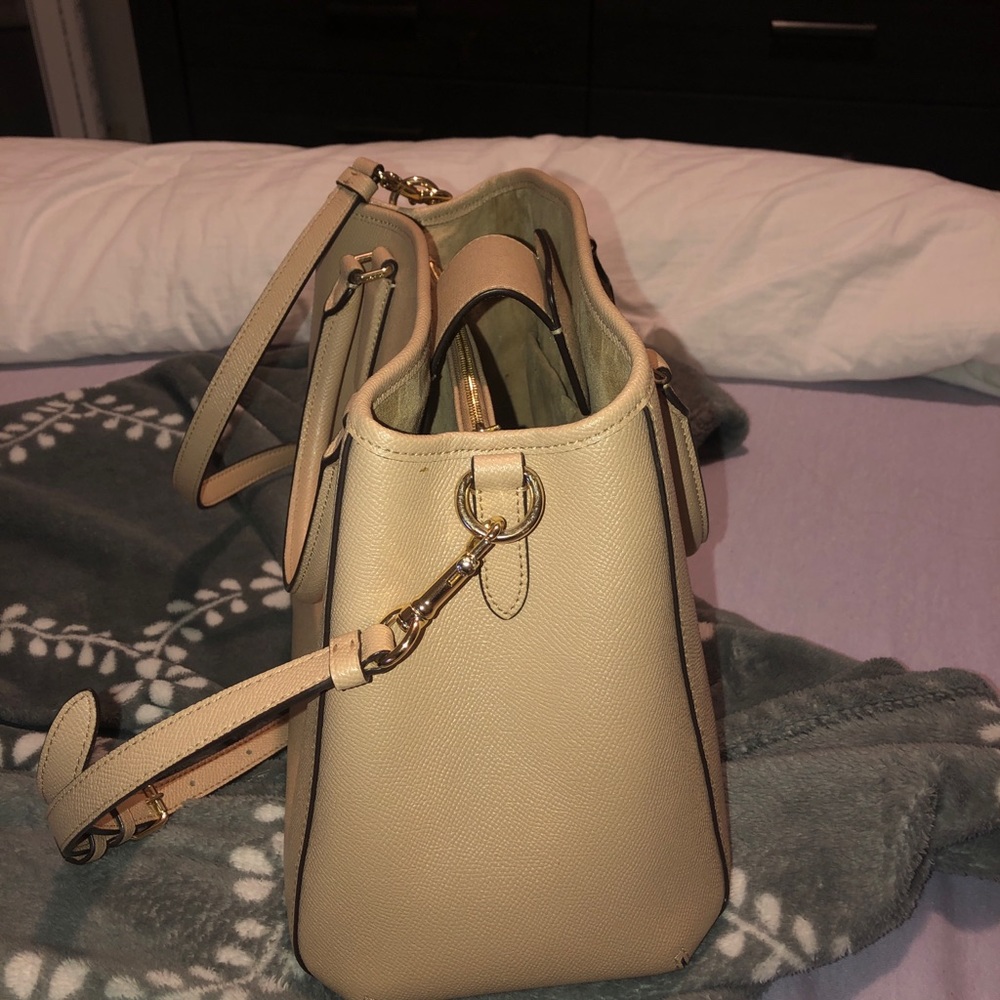 Coach handbag - Picture 2 of 3